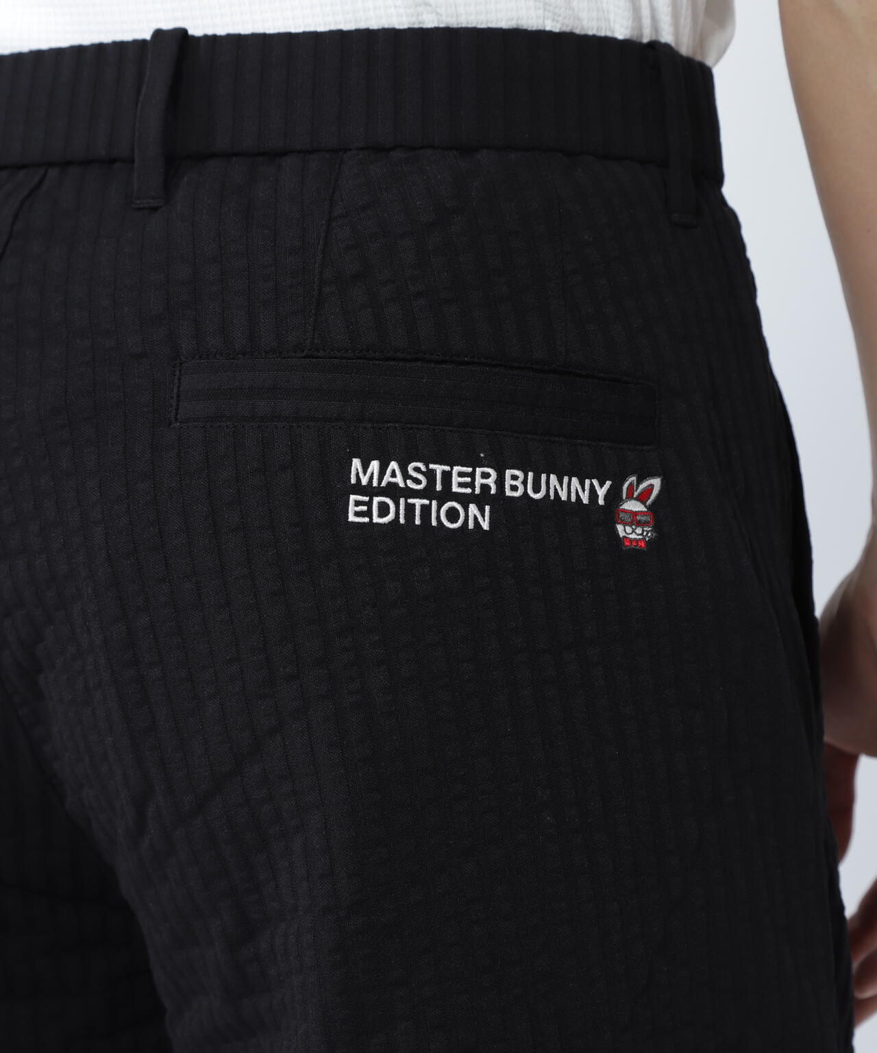 【SWAGGY BUNNY】マイクロシアサッカーショートパンツ