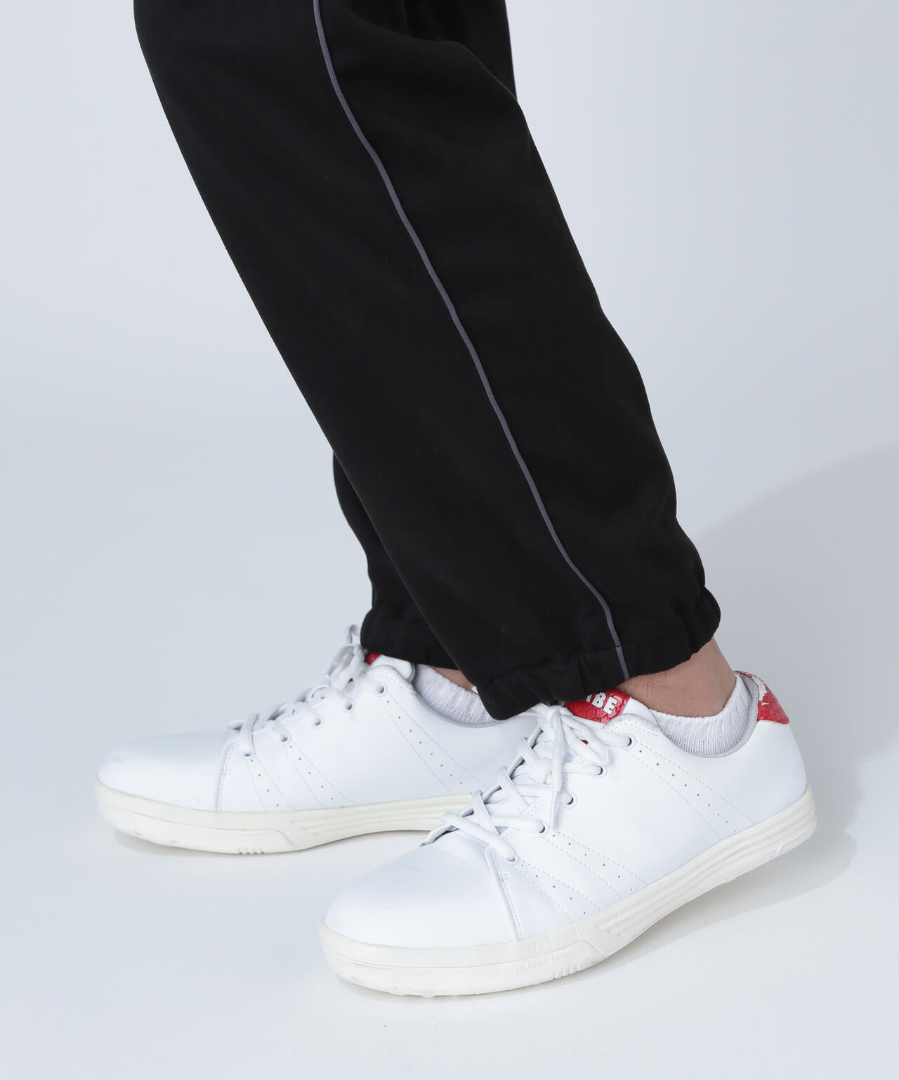 新品　マスターバニーエディション　パンツ　ジョガー　テーパードパンツ　ストレッチ 新品 マスターバニーエディション ジョガーパンツ テーパード 春