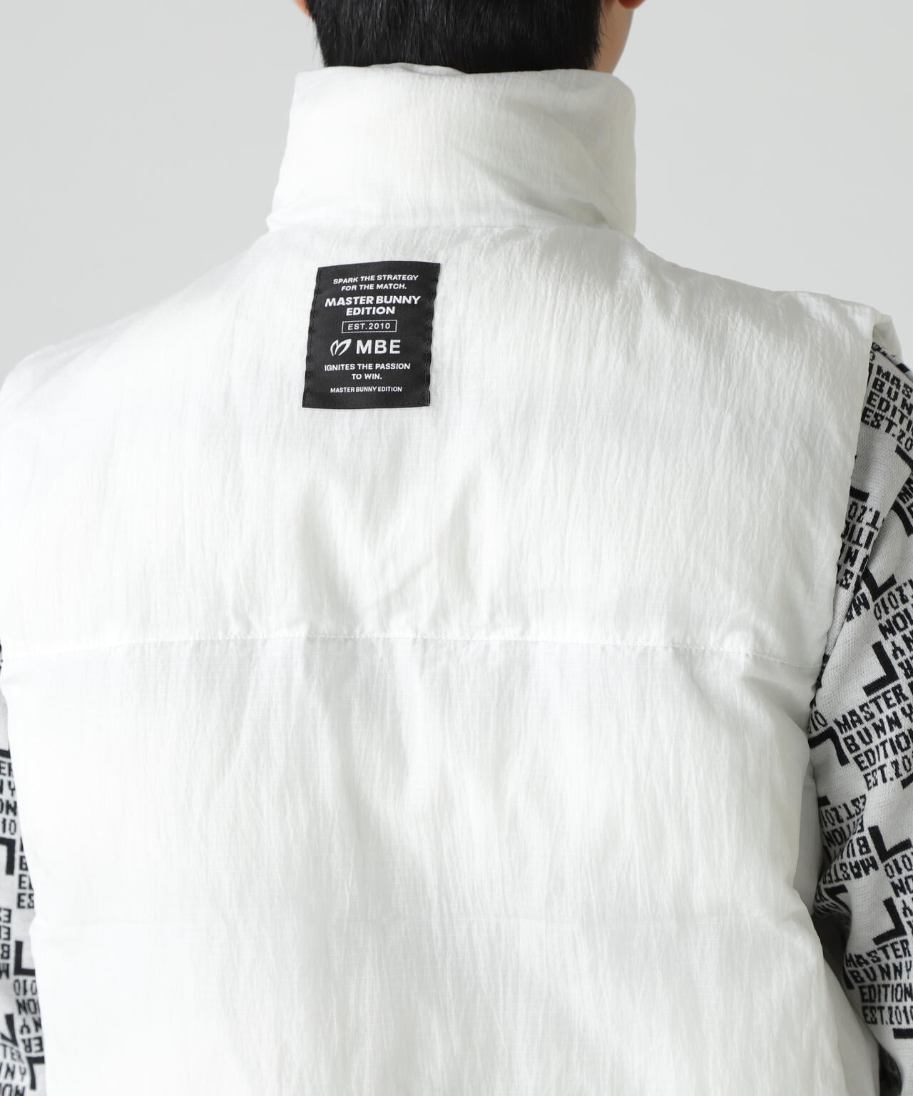 ナイロンリップ中綿フルジップベスト | MASTER BUNNY EDITION
