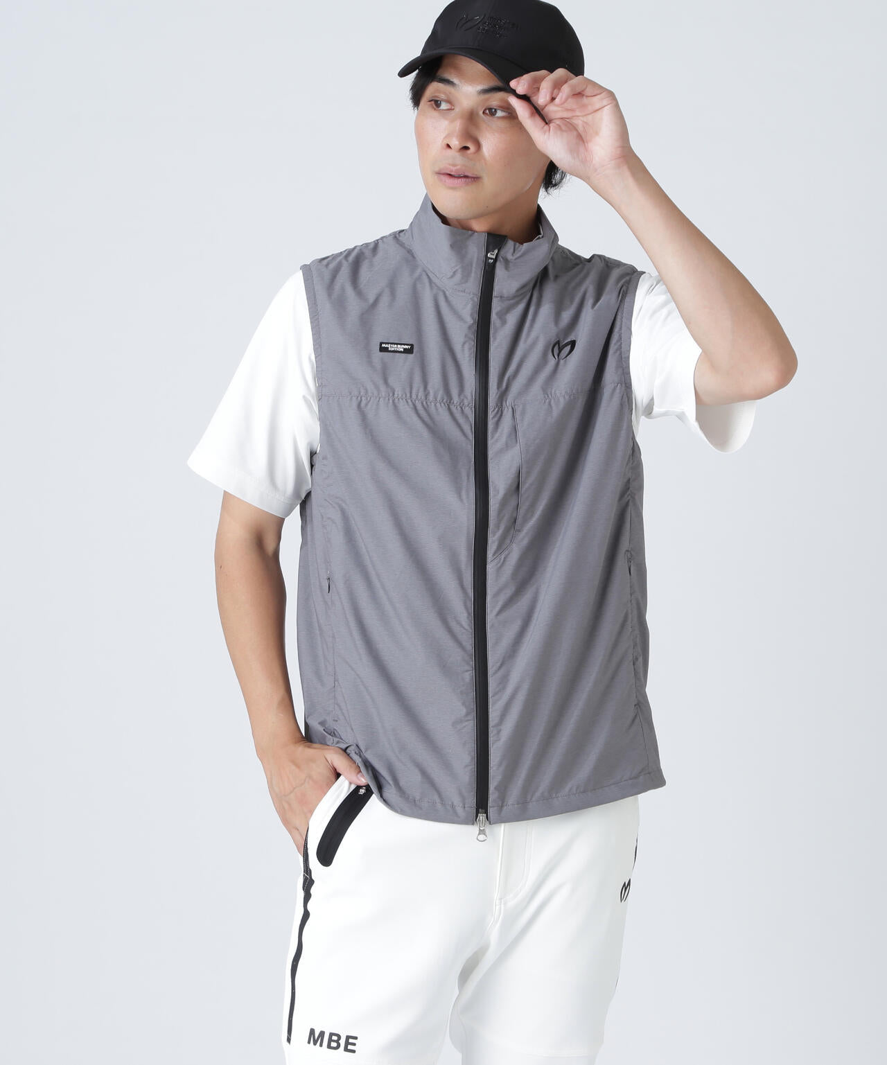 タフタストレッチ フルジップベスト | MASTER BUNNY EDITION