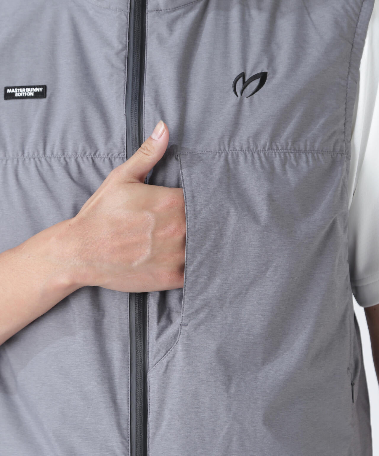 マスターバニー ベスト MASTER BUNNY EDITION MASTER BUNNY EDITIONからファン付ベストが初登場 | TSI HOLDINGS