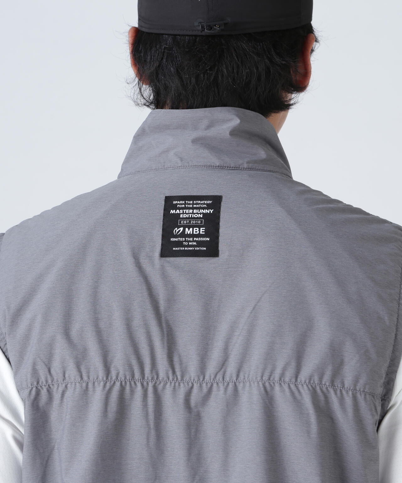 タフタストレッチ フルジップベスト | MASTER BUNNY EDITION