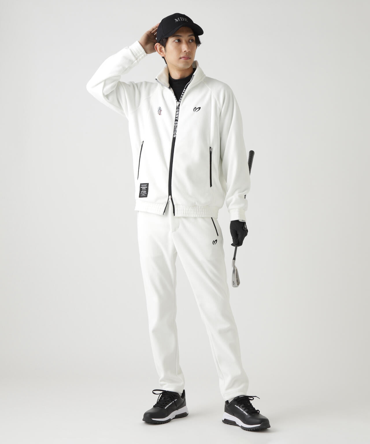 美品 マスターバニーエディション ジップジャケット ブルゾン 軽量 ホワイト 6 岩井ツインズコラボカラーあり】3レイヤーボンディングジップアップ