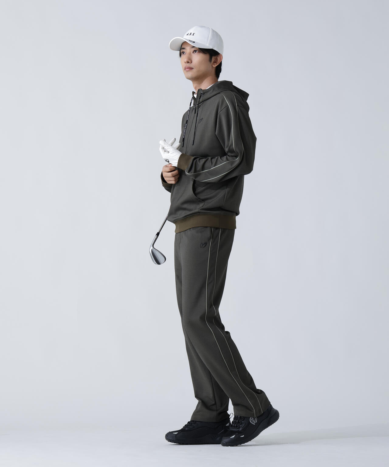 幾何学柄ジャガードフーディプルオーバー