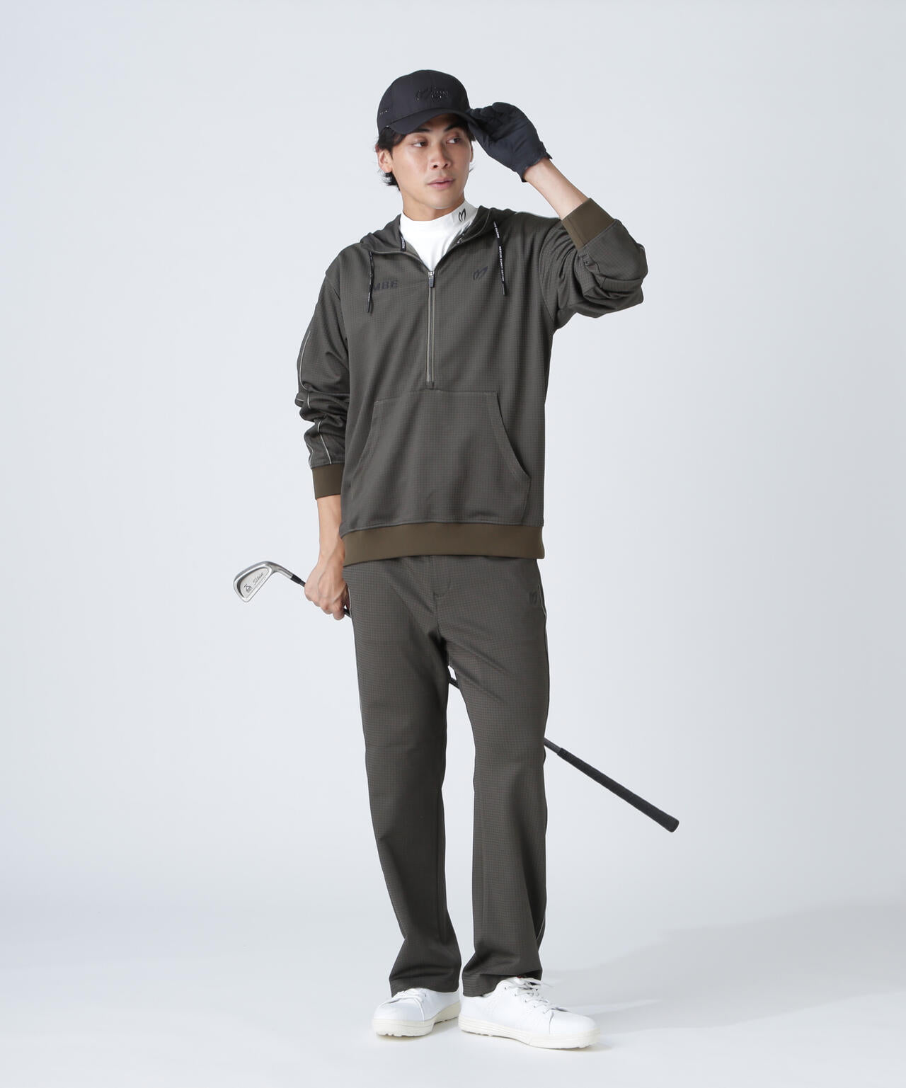 幾何学柄ジャガードフーディプルオーバー