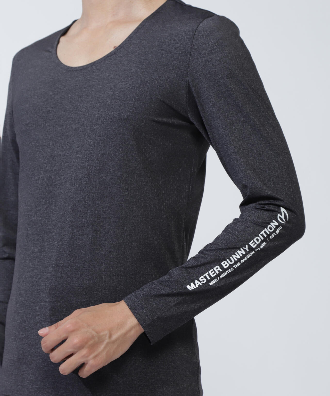 ボックスナイロンベア天竺長袖Uネックカットソー | MASTER BUNNY