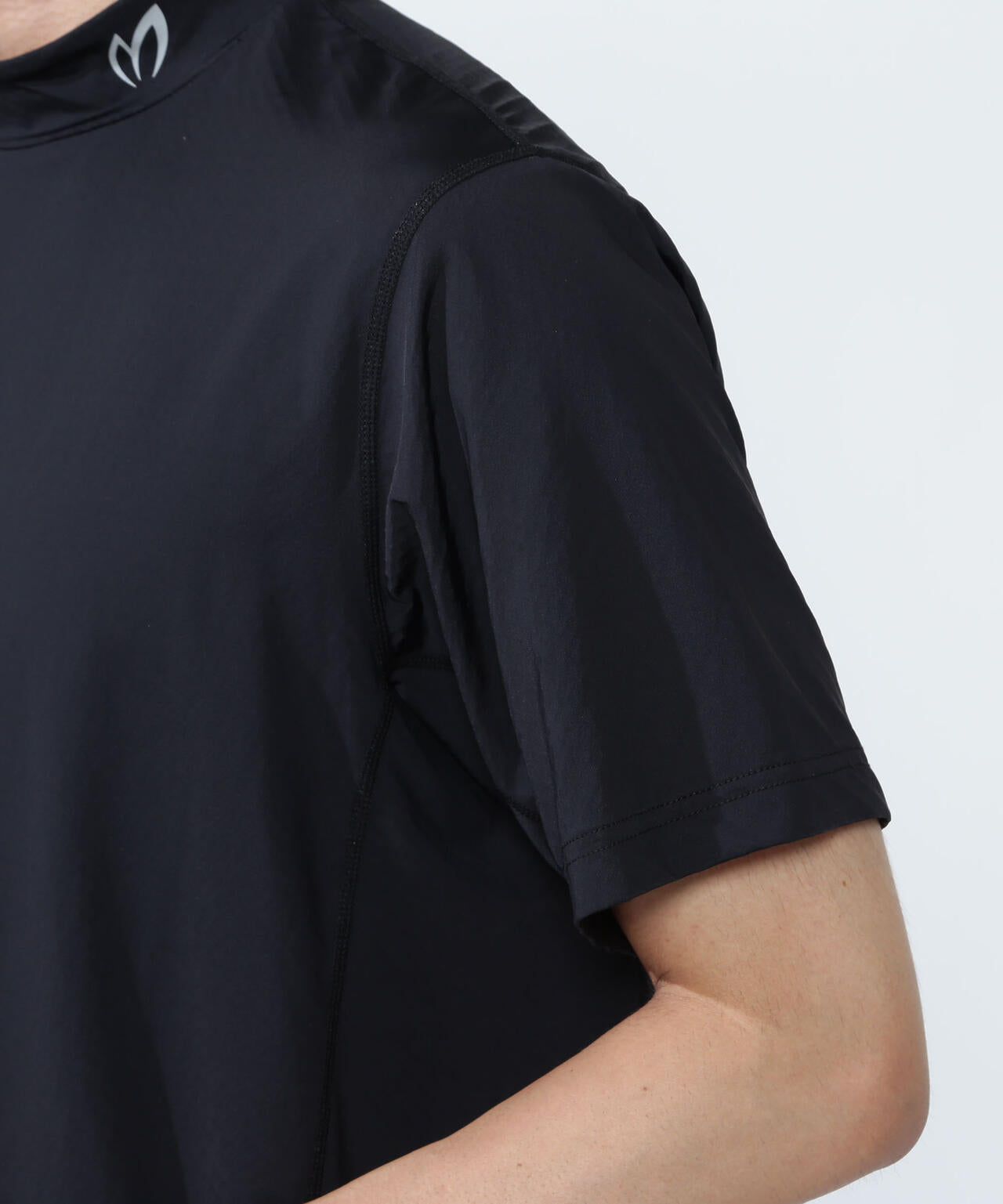 クロスミントサークルジャガード半袖ハイネックカットソー | MASTER