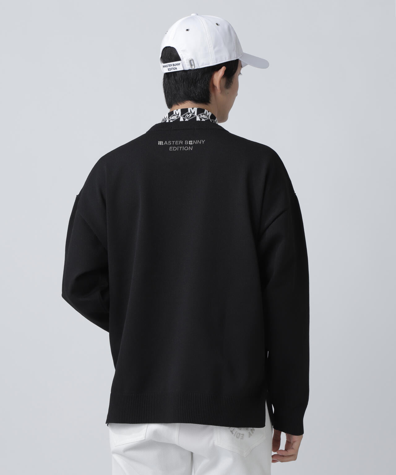 ○★新品未使用　マスターバニーエディション　クルーネックニット　6　ブラック 上田桃子プロコラボカラーあり】クルーネックニットプルオーバー