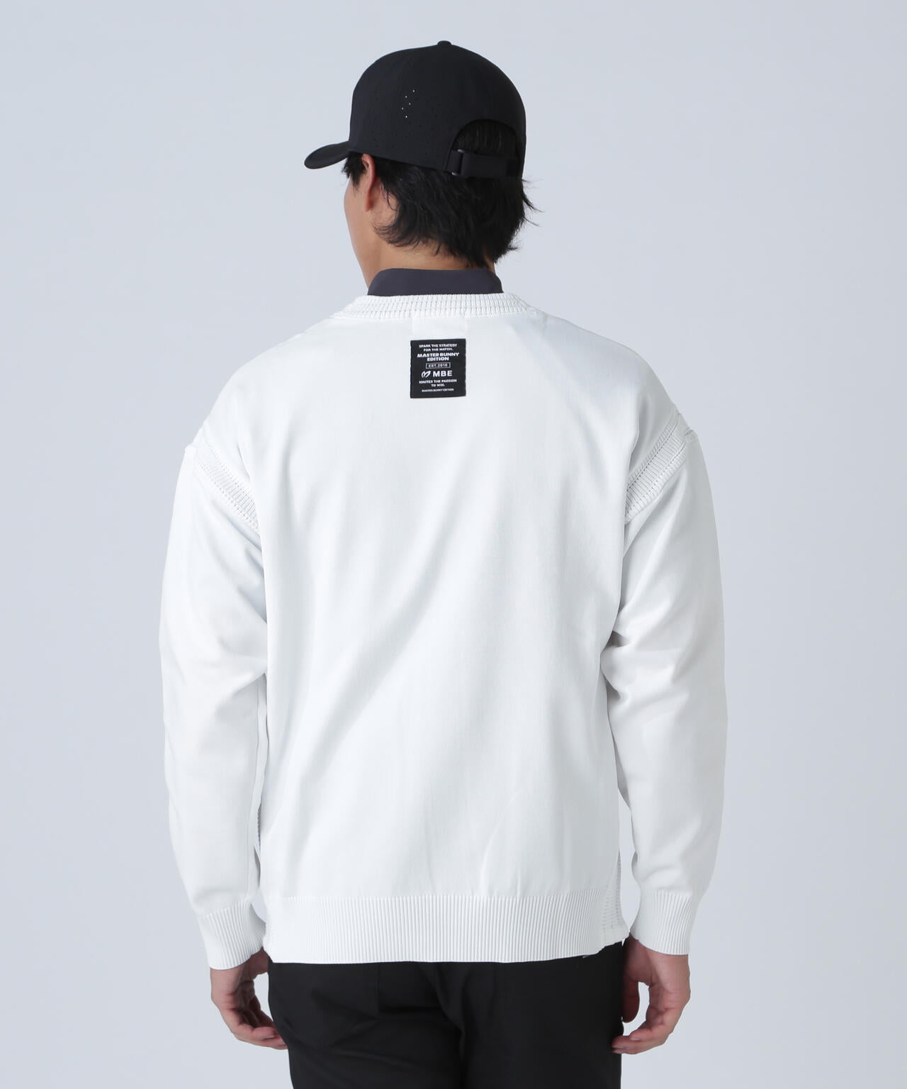 クルーネックニットプルオーバー | MASTER BUNNY EDITION（マスター