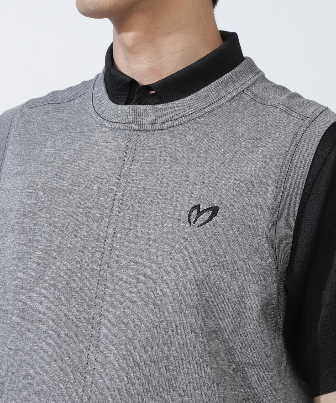 クルーネックニットベスト