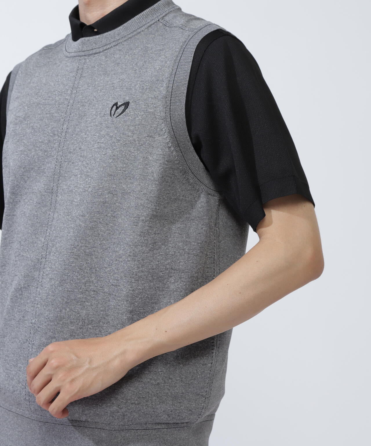 クルーネックニットベスト | MASTER BUNNY EDITION（マスターバニー