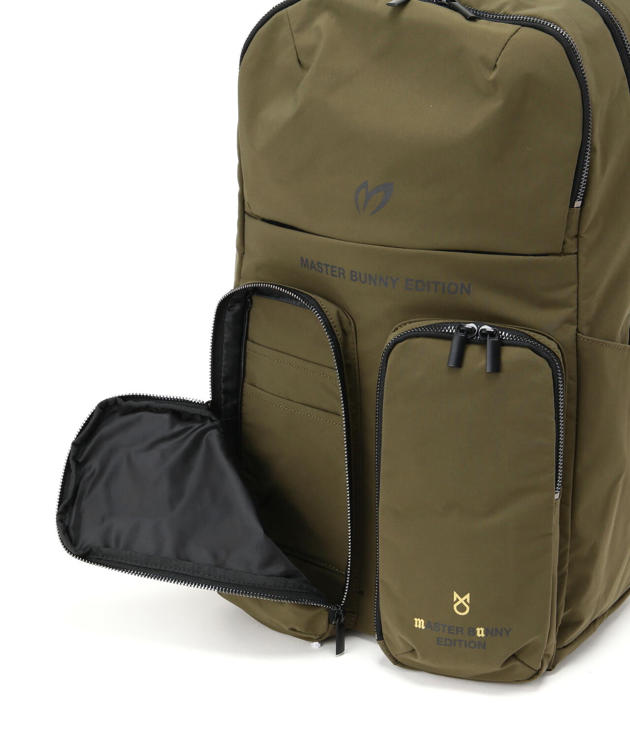 上田桃子プロコラボ】バックパック (UNISEX) | MASTER BUNNY EDITION