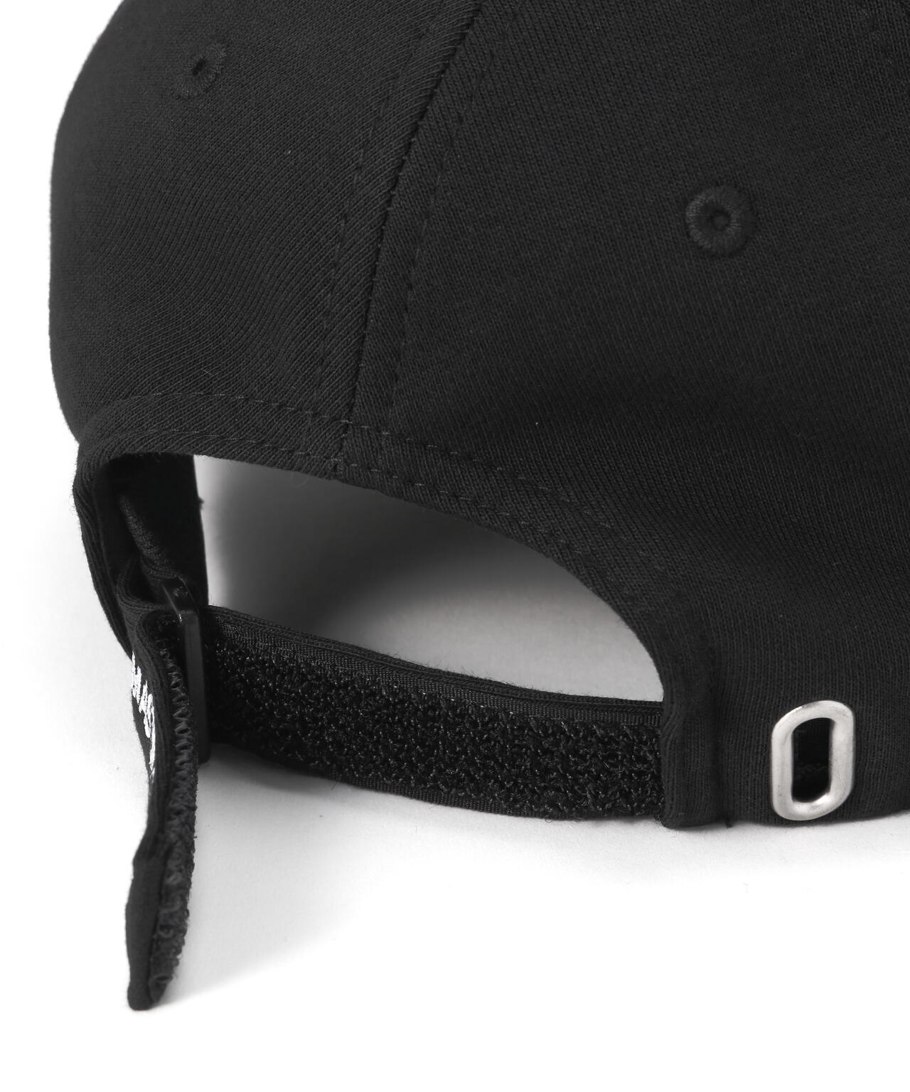 裏毛エンボスキャップ (UNISEX)