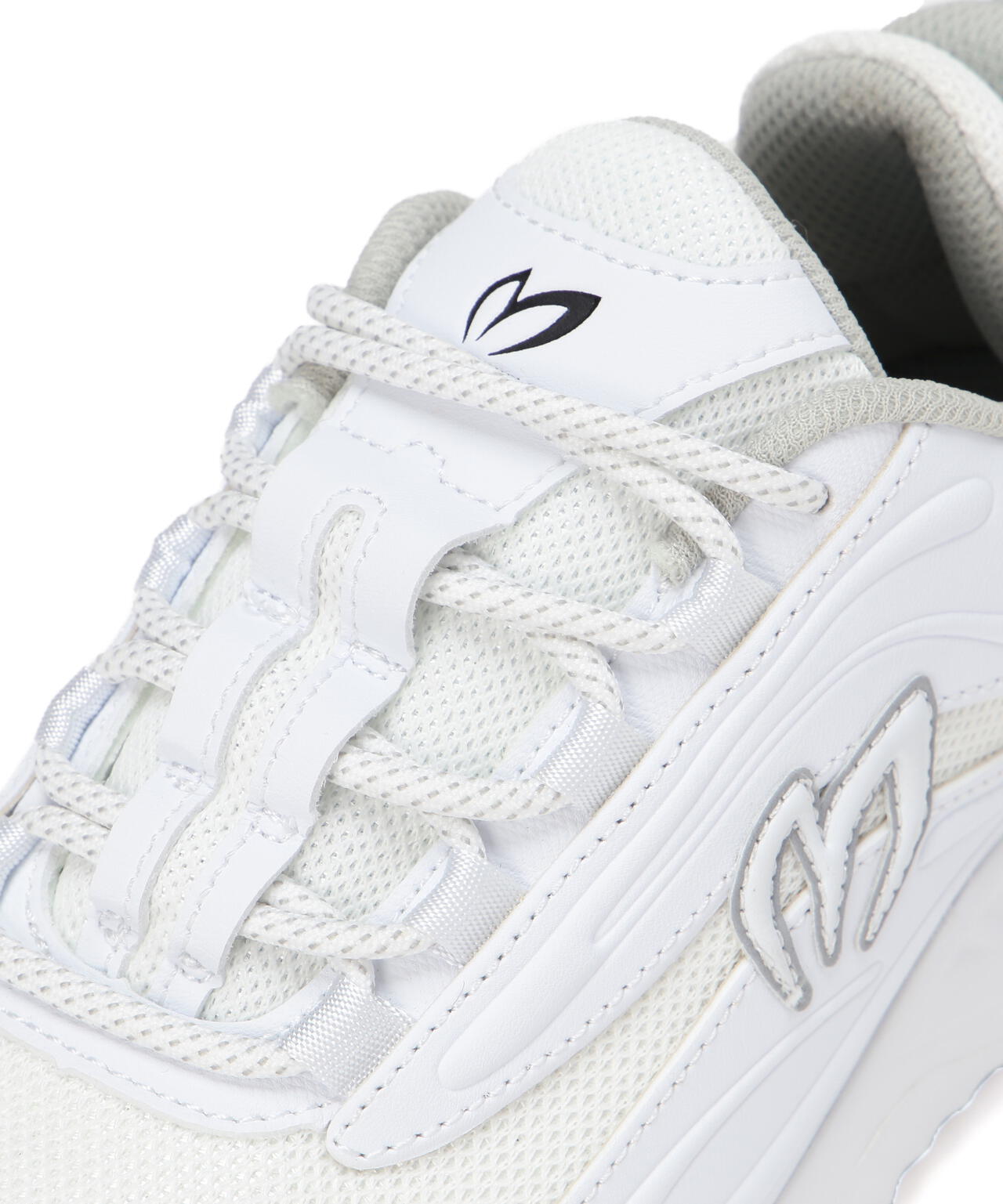 スパイクレスシューズ (LADIES) | MASTER BUNNY EDITION（マスター