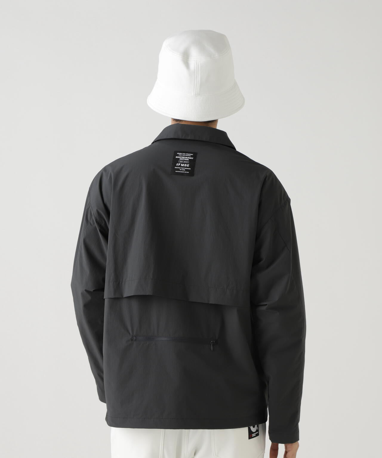 カジナイロンストレッチジップジャケット