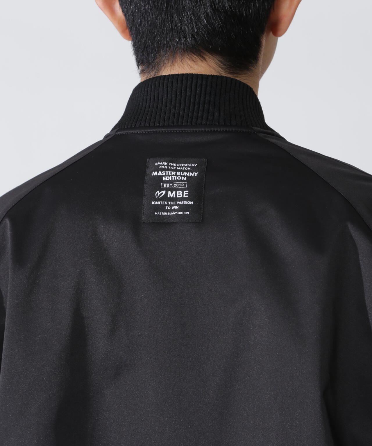 ダントツ撥水ブルゾン | MASTER BUNNY EDITION（マスターバニー