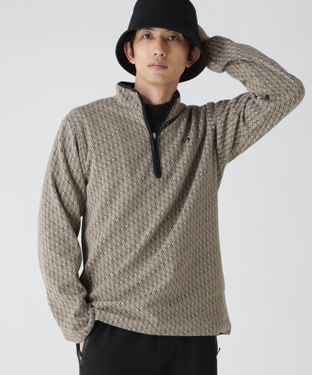 幾何柄起毛ジャガードハーフジップアップカットソー | MASTER BUNNY