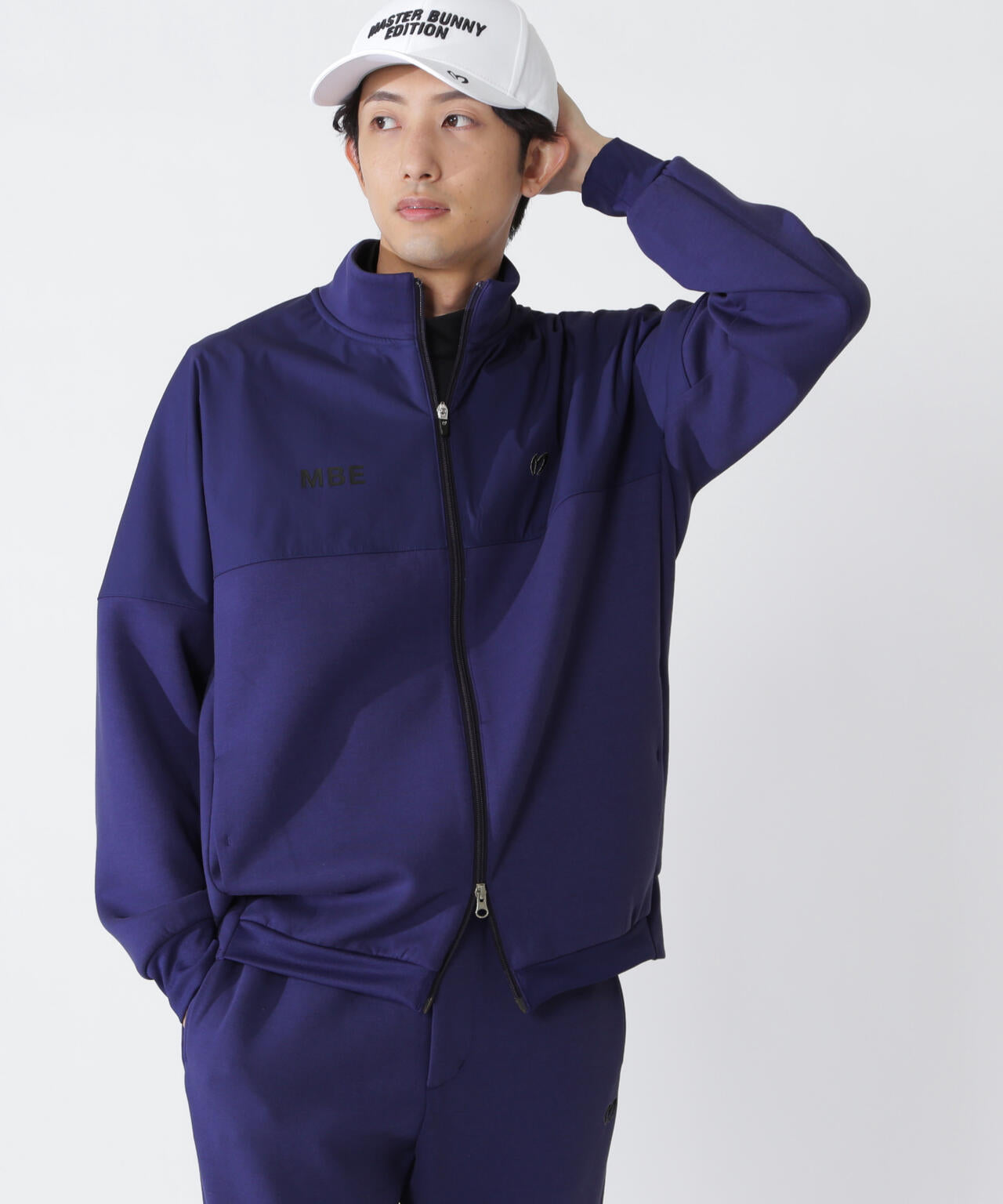 TRダンボールジップアップブルゾン | MASTER BUNNY EDITION（マスター