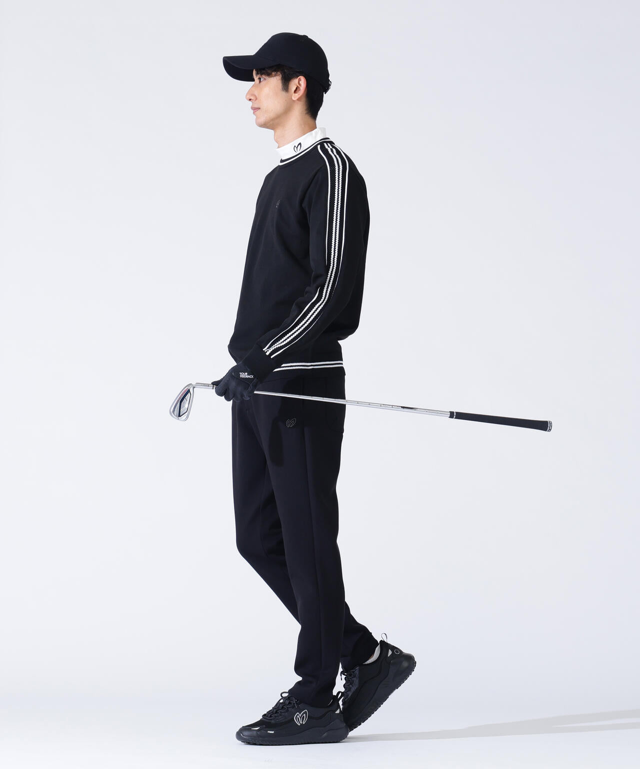 クルーネックニットプルオーバー