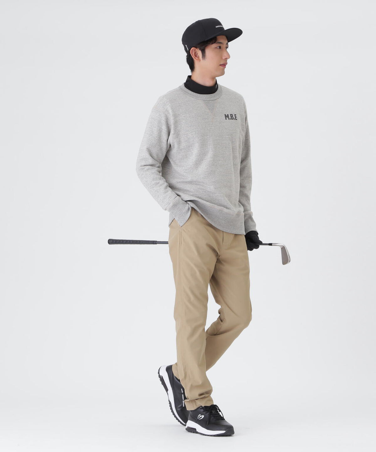 H:182cm/C:93/W:77/H:91 着用サイズ：5