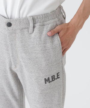 H:182cm/C:93/W:77/H:91 着用サイズ：5