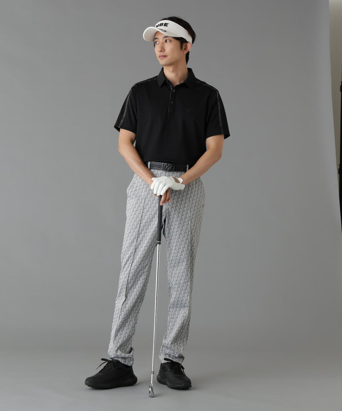 H:182cm/C:93/W:77/H:91 着用サイズ：5