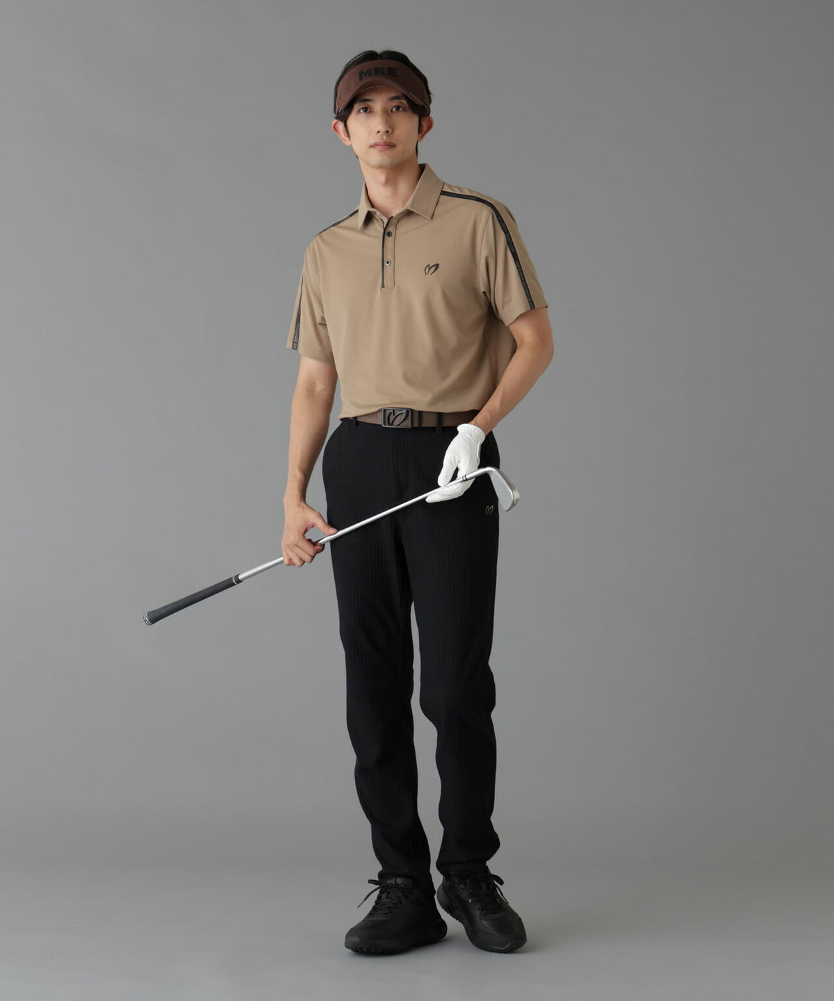 H:182cm/C:93/W:77/H:91 着用サイズ：5