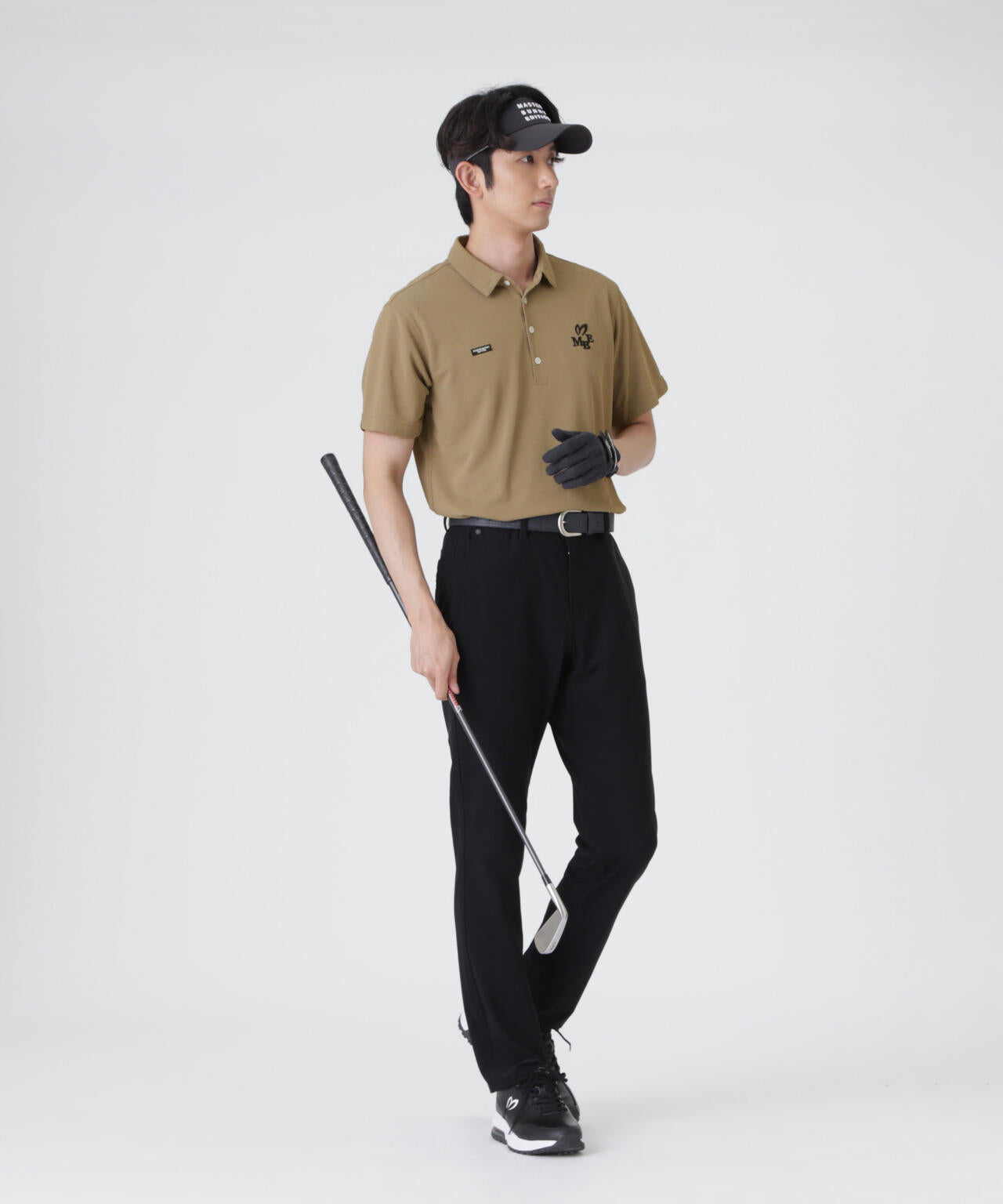 H:182cm/C:93/W:77/H:91 着用サイズ：5