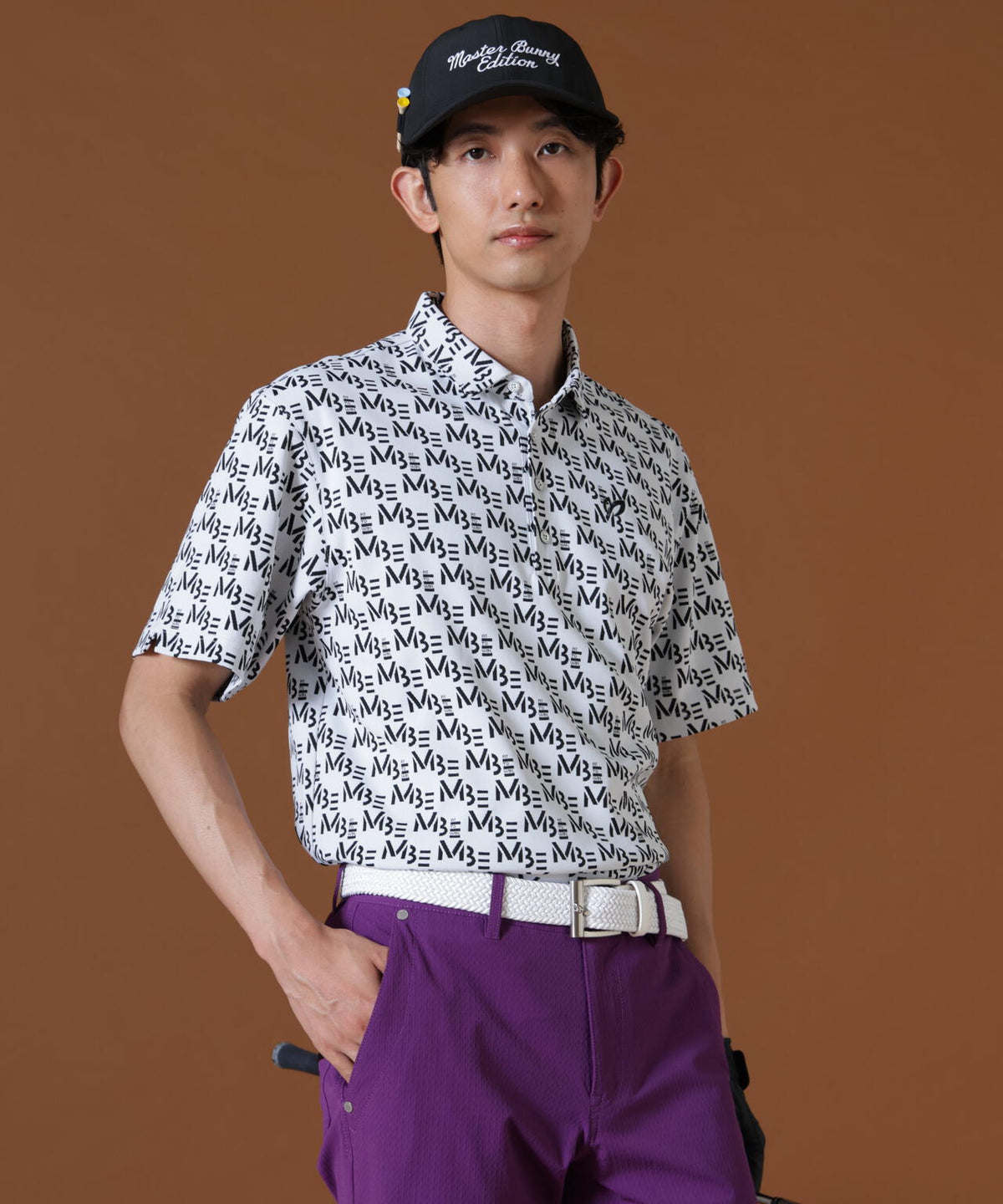 H:182cm/C:93/W:77/H:91 着用サイズ：5