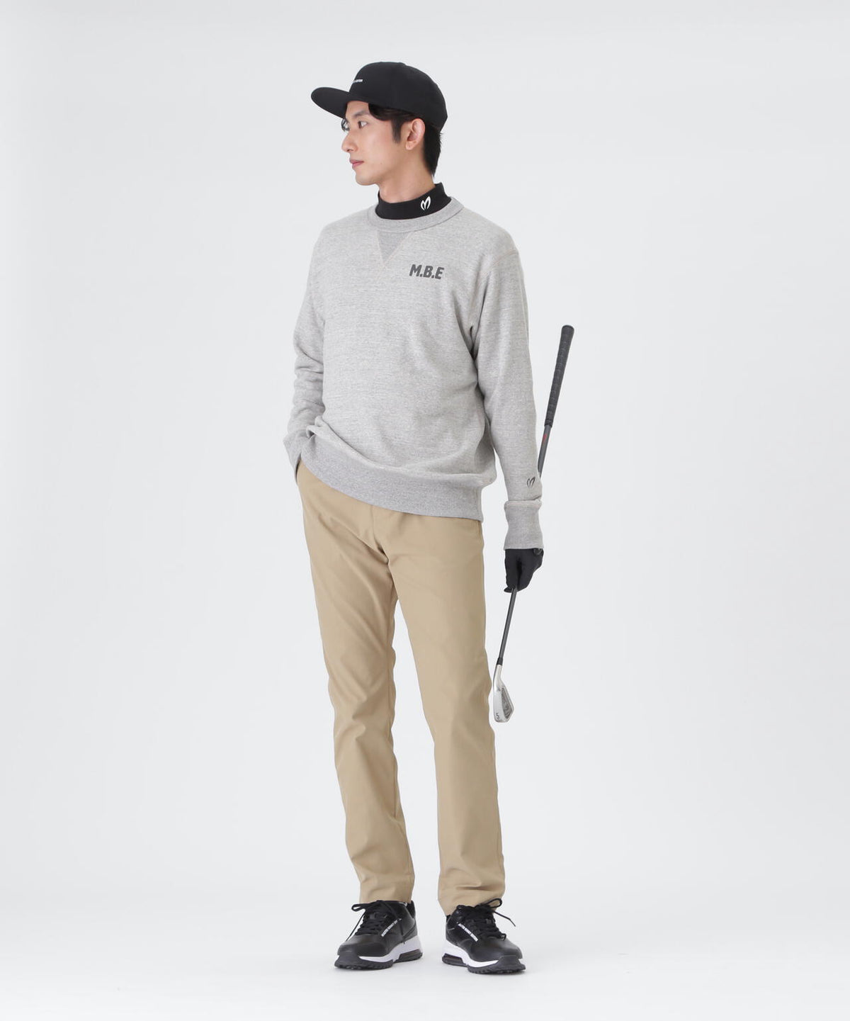 H:182cm/C:93/W:77/H:91 着用サイズ：5