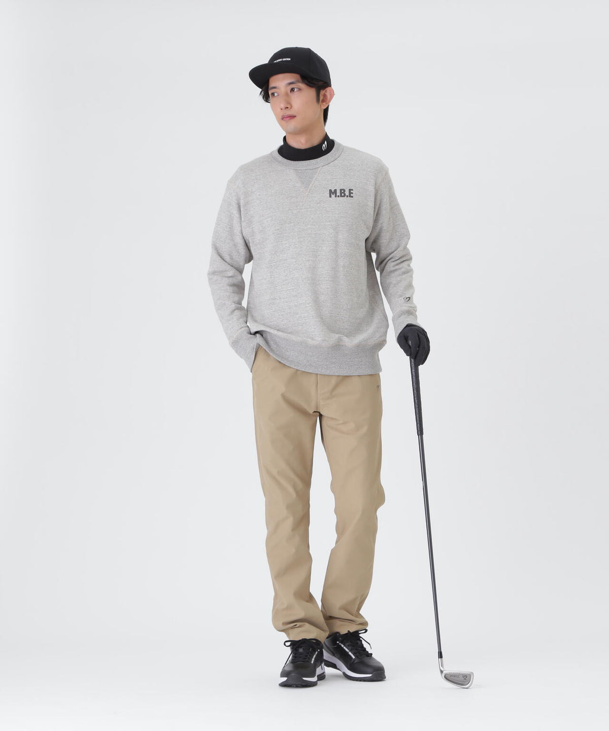 H:182cm/C:93/W:77/H:91 着用サイズ：5