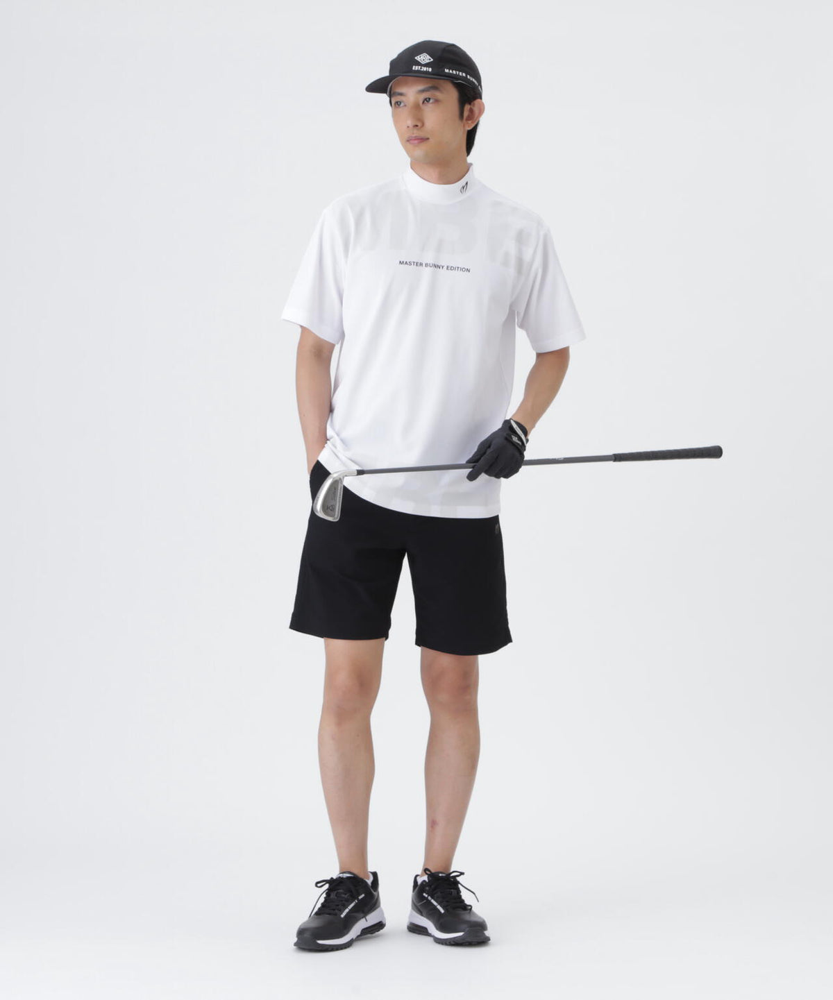 H:182cm/C:93/W:77/H:91 着用サイズ：5