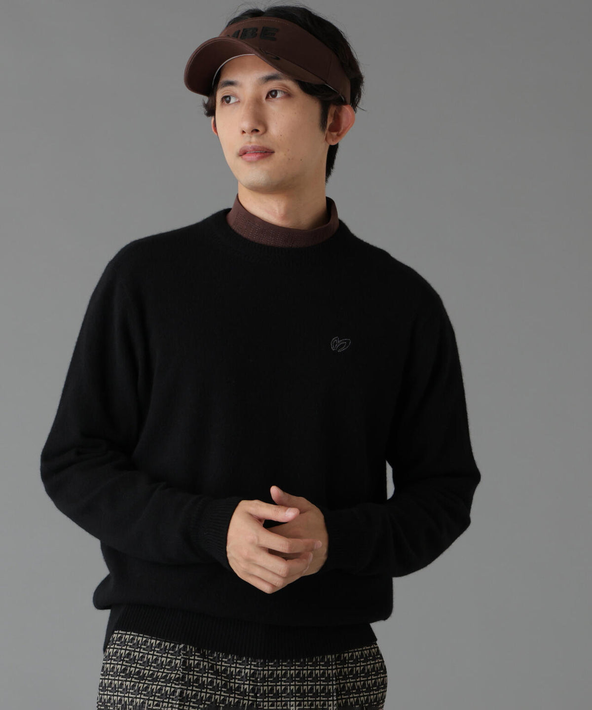 H:182cm/C:93/W:77/H:91 着用サイズ：5
