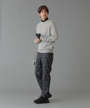 H:182cm/C:93/W:77/H:91 着用サイズ：5