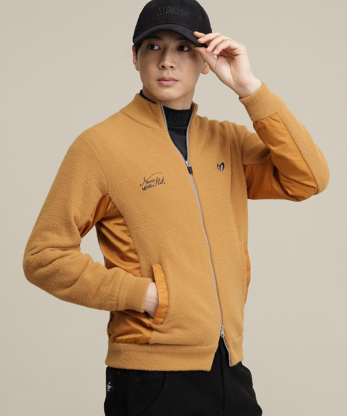 ナイロンフェザーニットブルゾン (MENS)