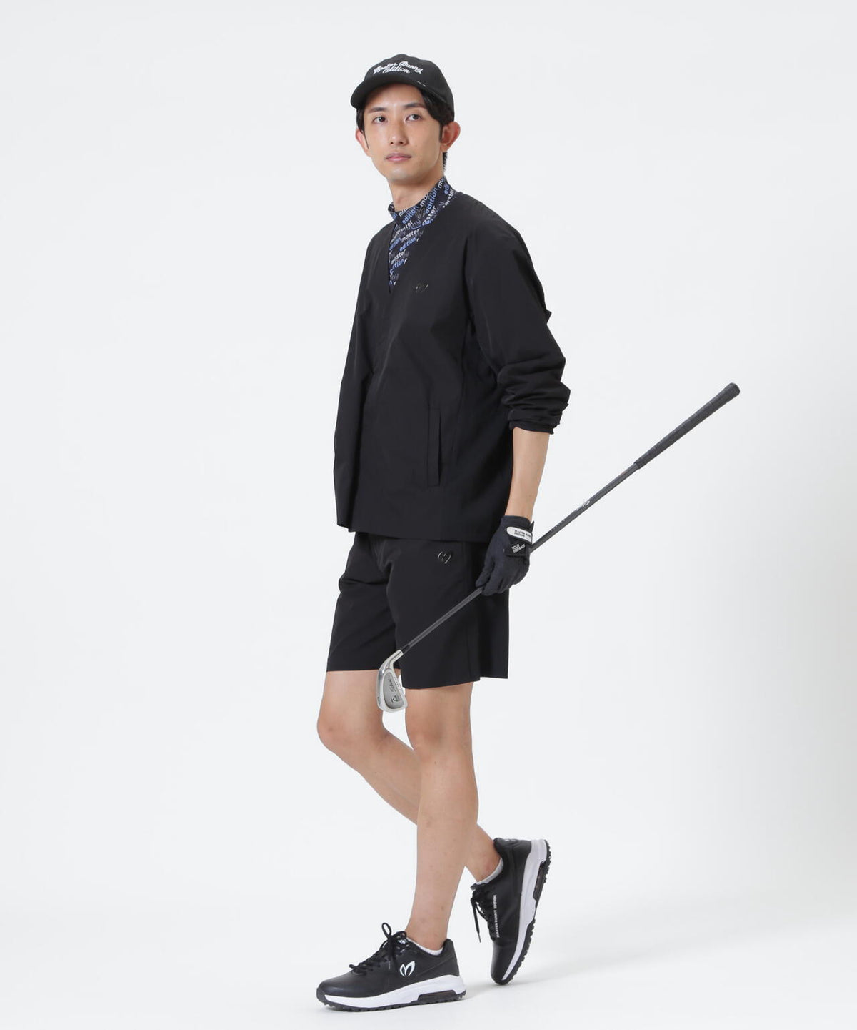 H:182cm/C:93/W:77/H:91 着用サイズ：5
