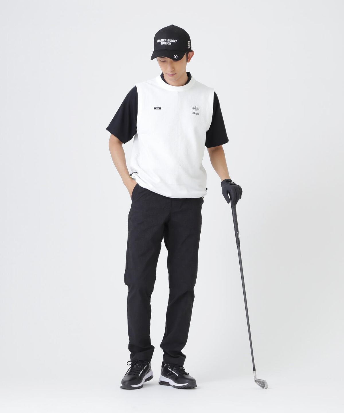H:182cm/C:93/W:77/H:91 着用サイズ：5