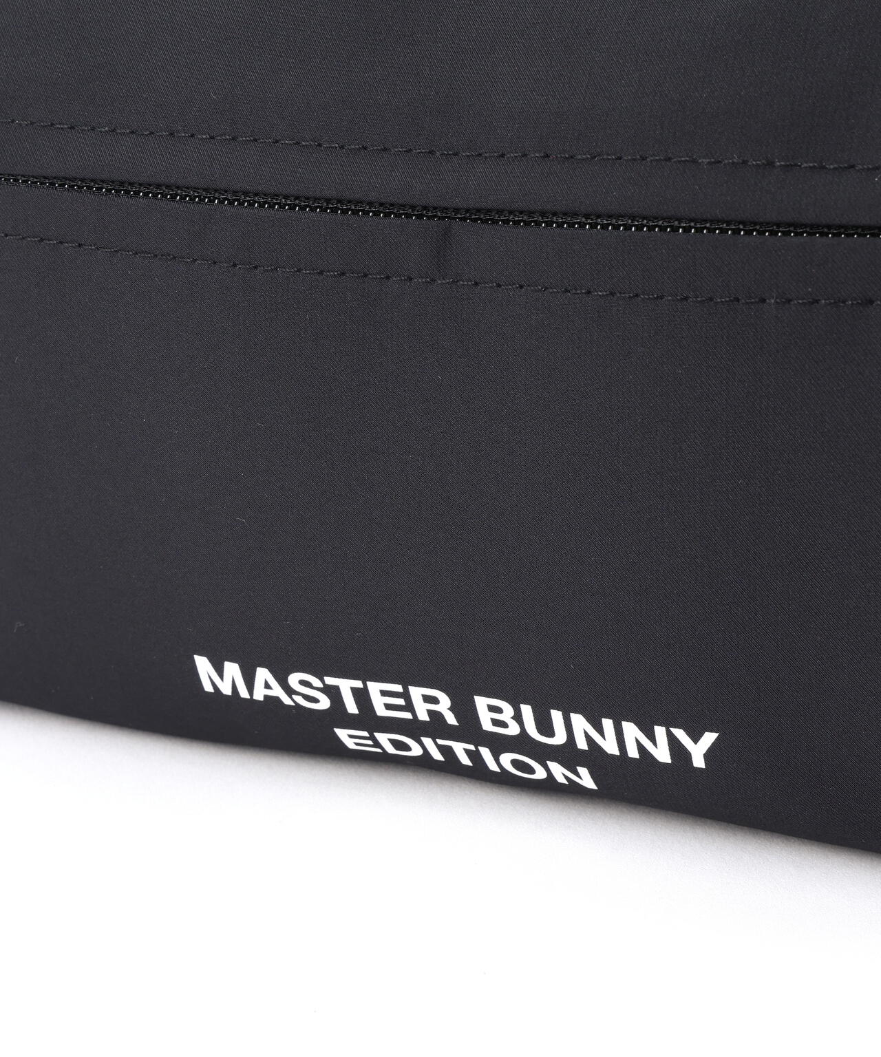 ペットボトルサコッシュ (UNISEX) | MASTER BUNNY EDITION（マスター