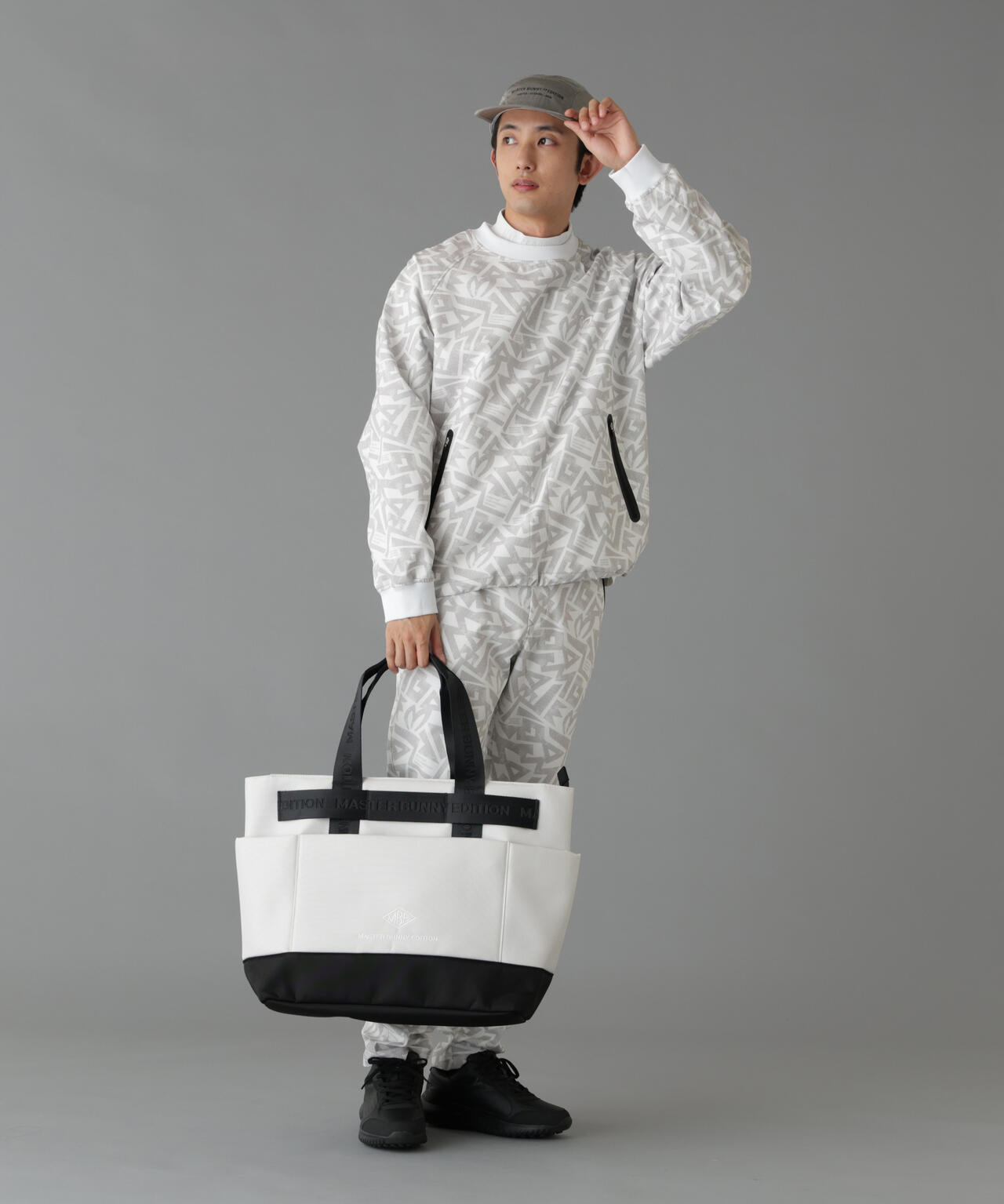 軽量ロッカーバッグ (UNISEX) | MASTER BUNNY EDITION（マスターバニー