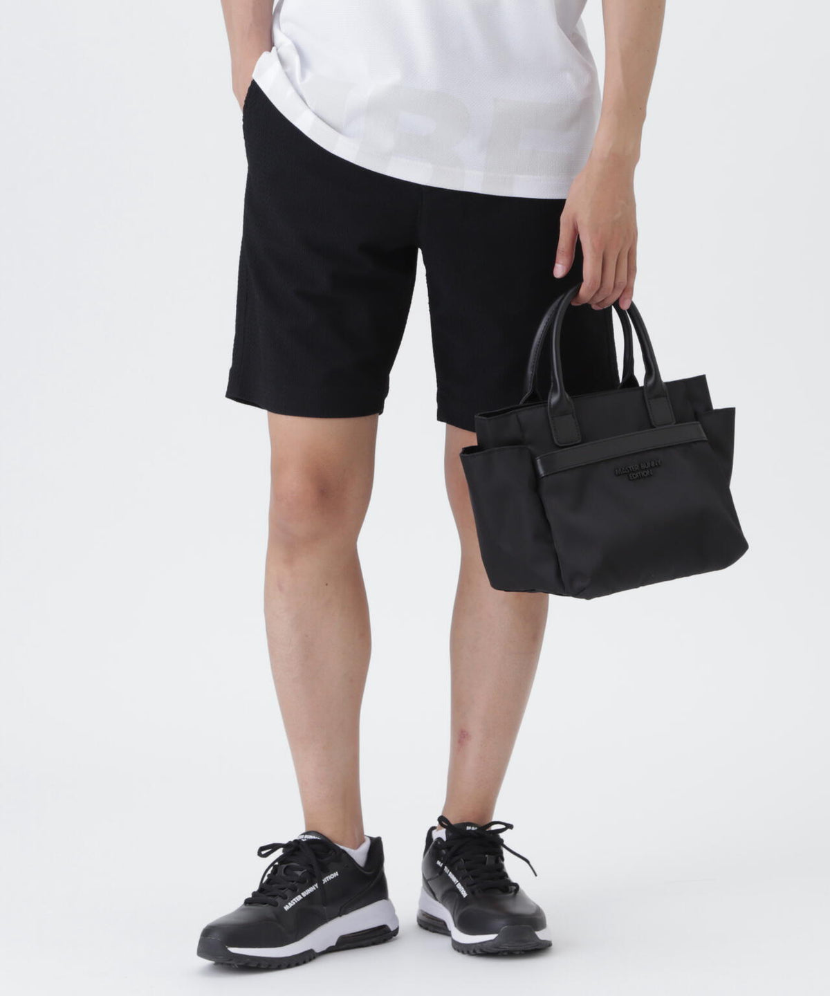 H:182cm/C:93/W:77/H:91