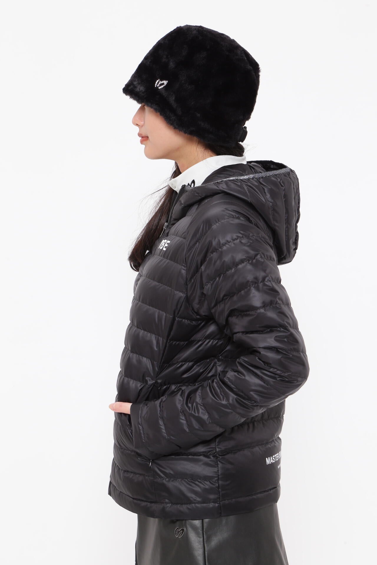 ポリエステルリップストップ撥水フーディジャケット | MASTER BUNNY