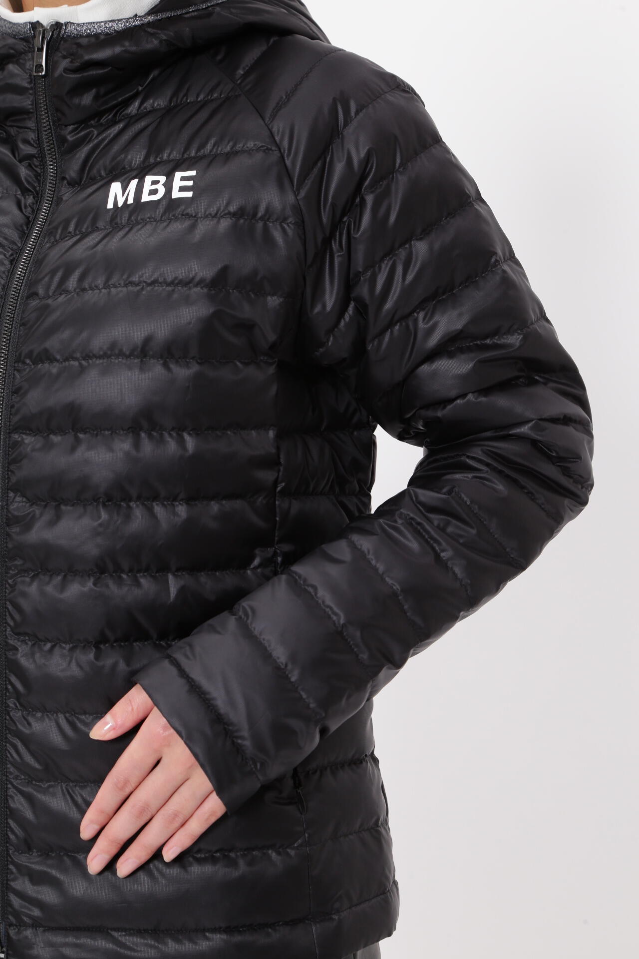 ポリエステルリップストップ撥水フーディジャケット | MASTER BUNNY