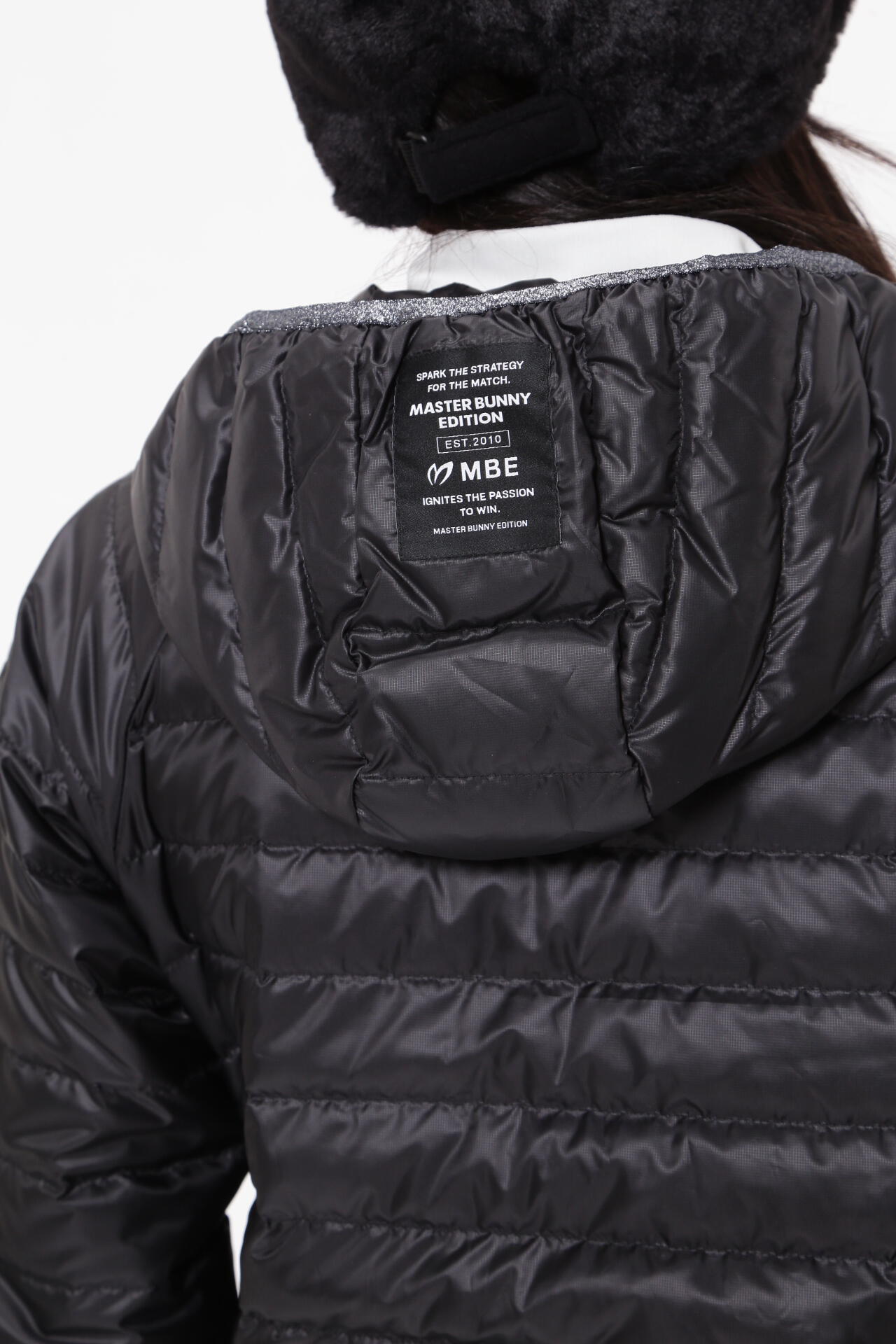 ポリエステルリップストップ撥水フーディジャケット | MASTER BUNNY