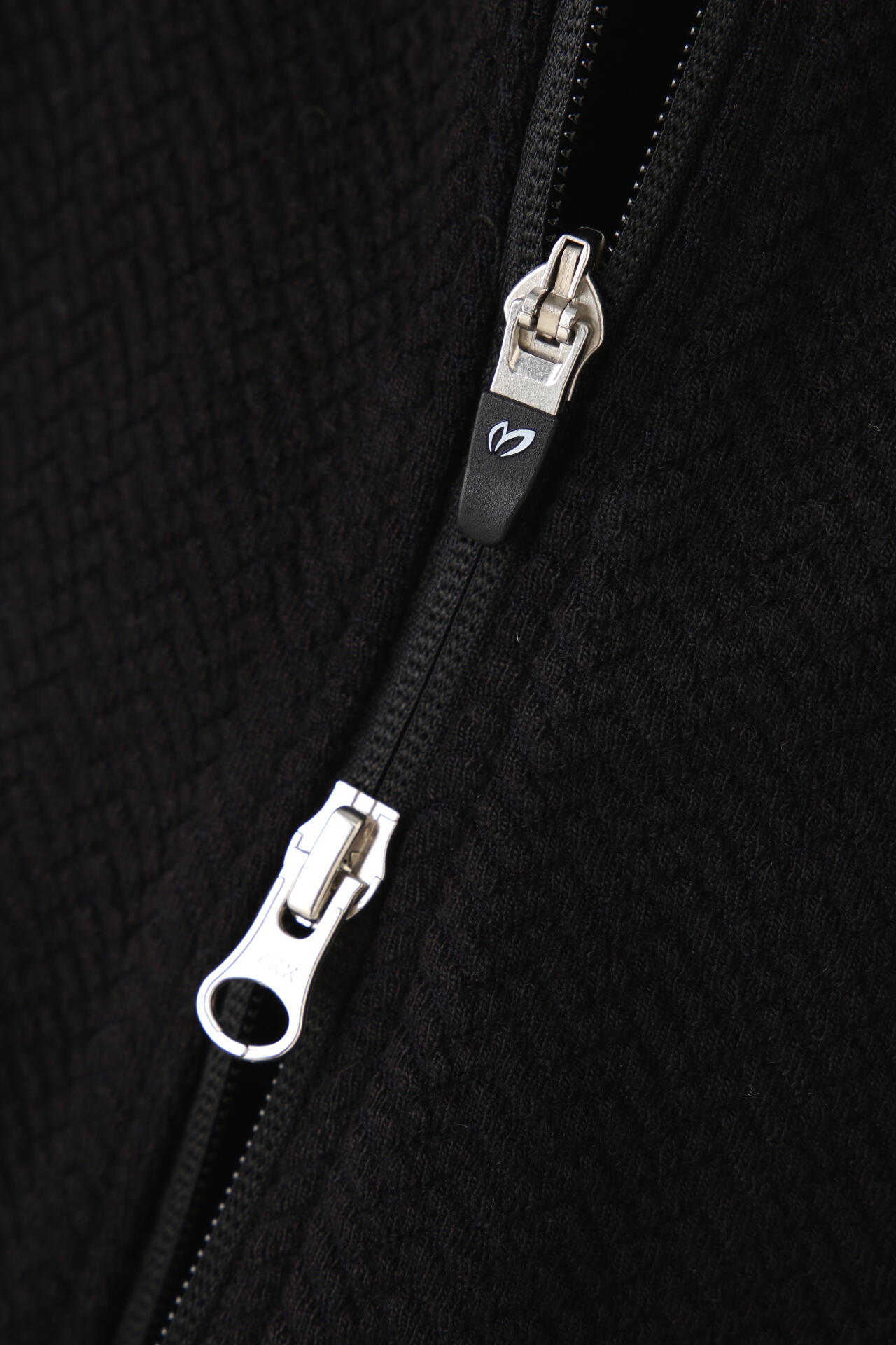 エコロジスタ ヘリンボンWフェイス トラックジャケット