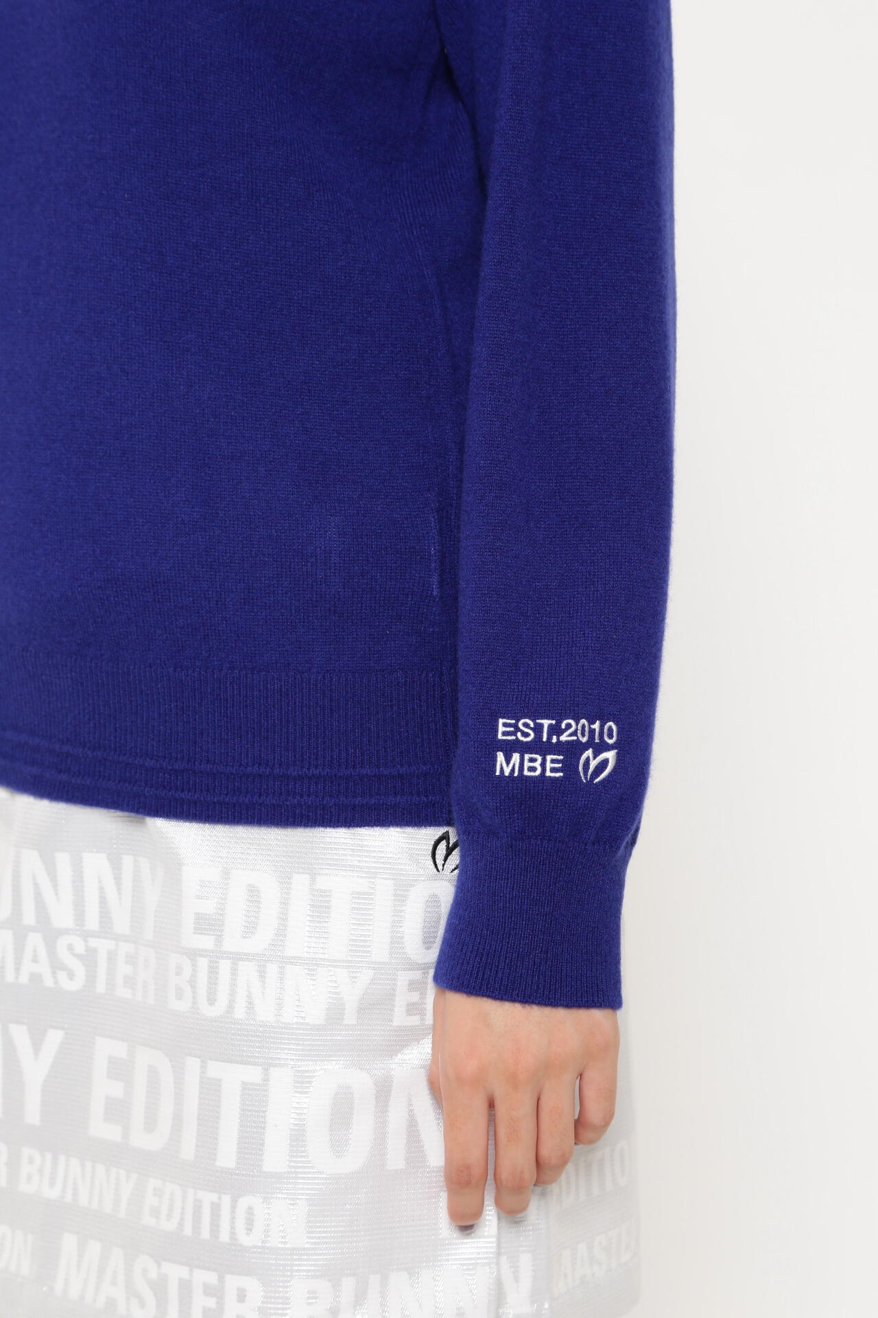 カシミアクルーネックニットプルオーバー | MASTER BUNNY EDITION