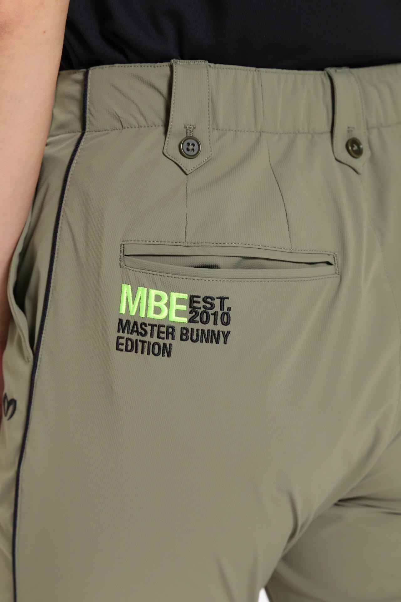 ナイロン4WAYストレッチワッフル パンツ | MASTER BUNNY EDITION