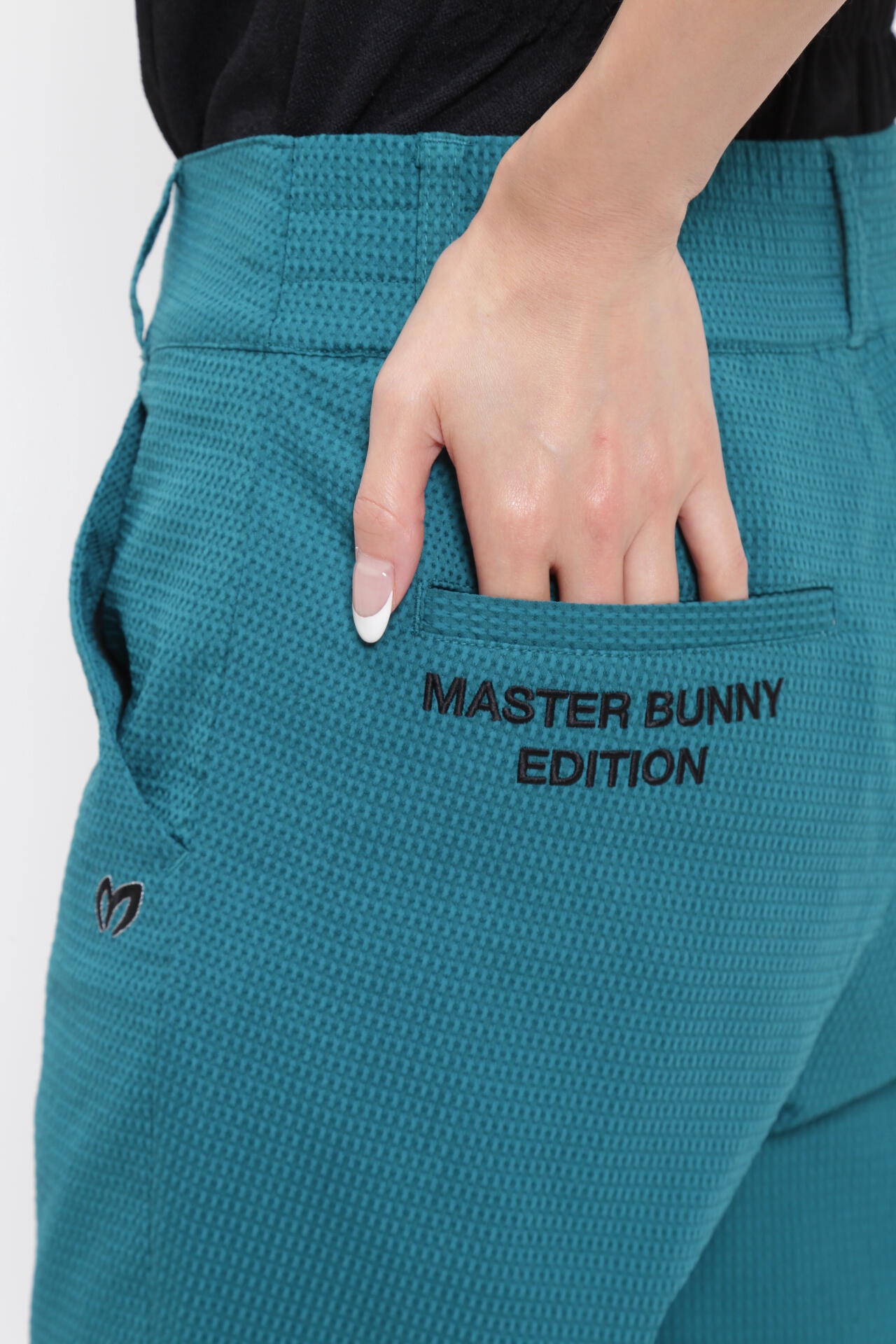 ストライプドビー 吸水速乾UV接触冷感 パンツ | MASTER BUNNY EDITION