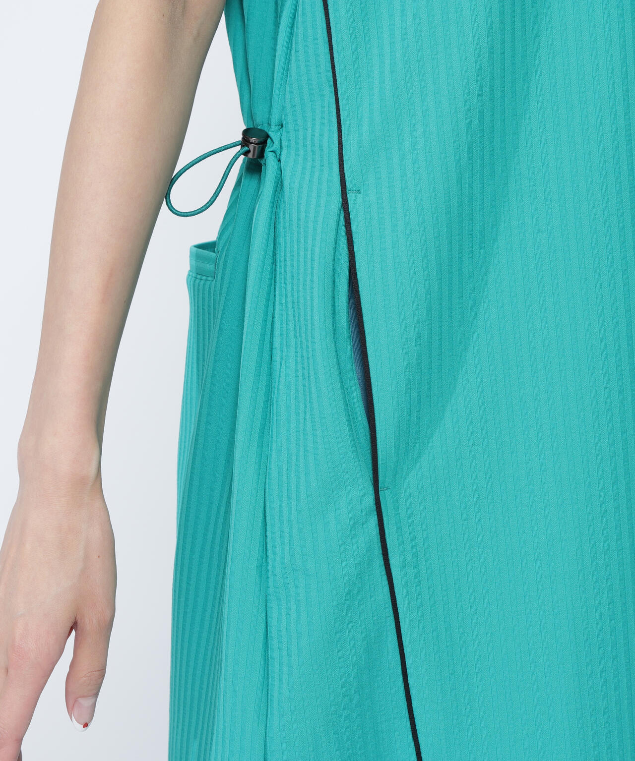 サッカーストライプ半袖モックネックワンピース | MASTER BUNNY