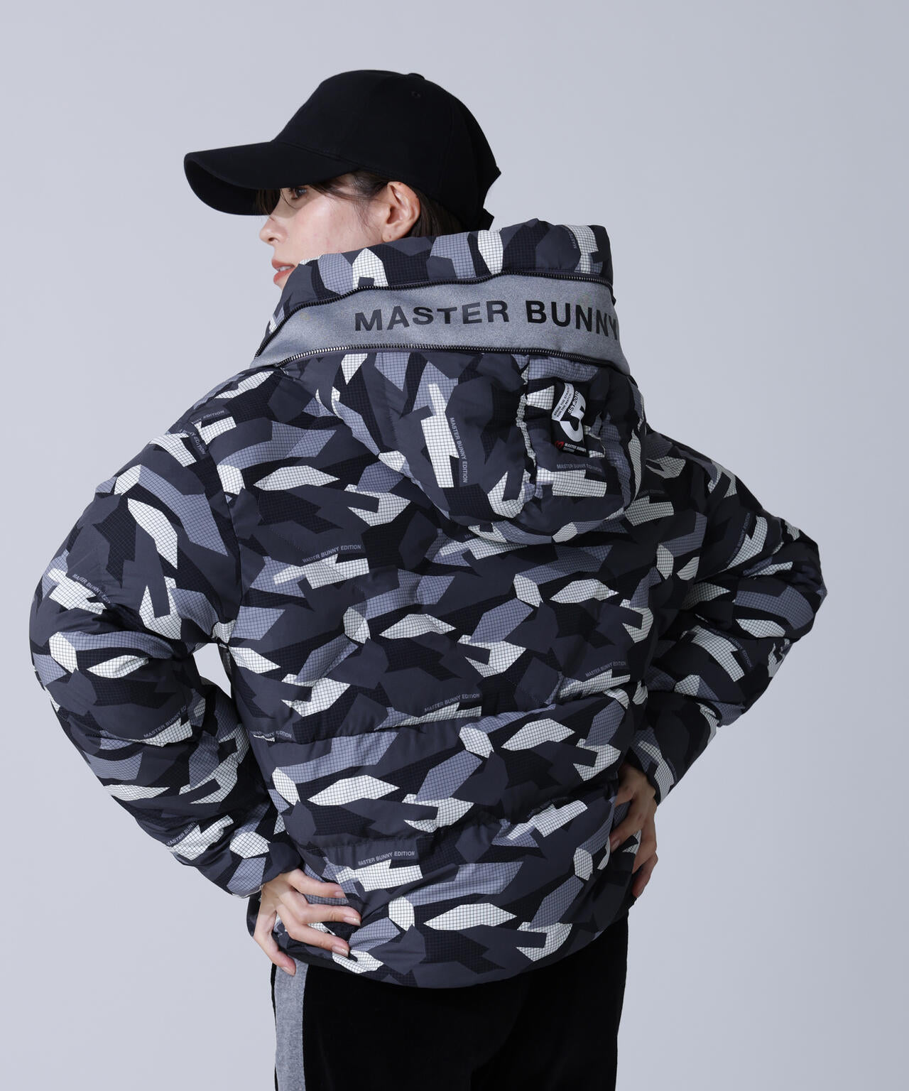 迷彩プリントフーディブルゾン