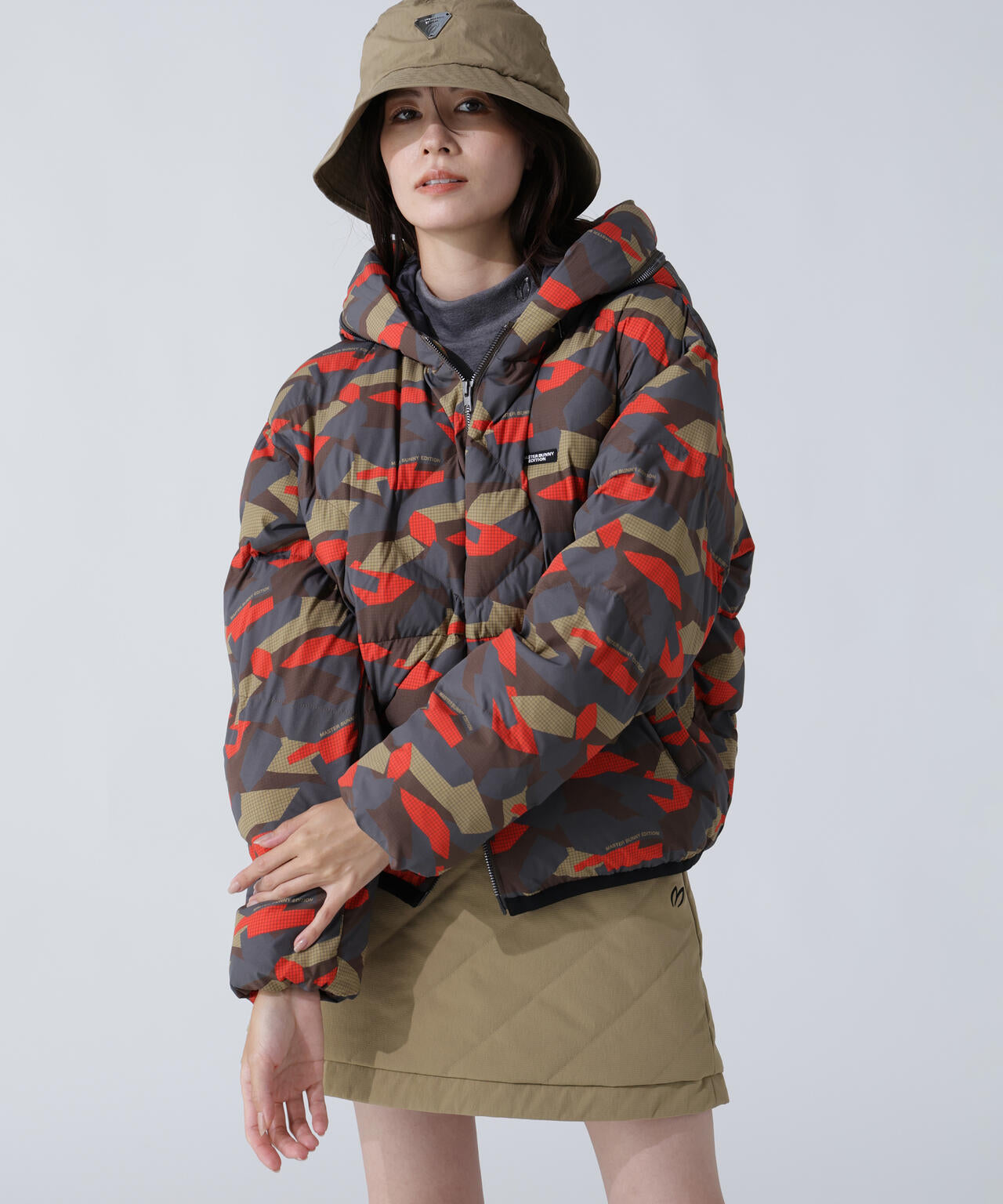 迷彩プリントフーディブルゾン